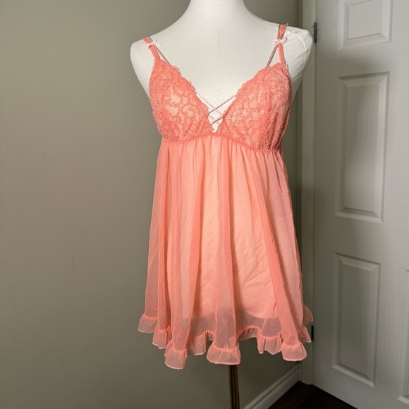 Victoria secret  peachy lace babydoll slip M feminine coquette - Picture 2 of 5